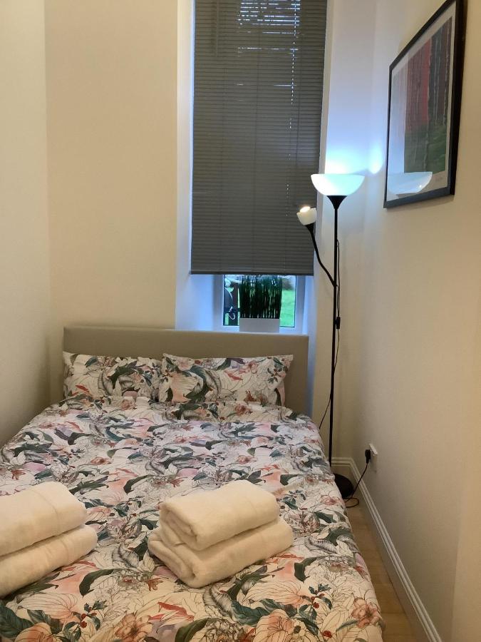 Ground Floor Apartment With Garden Glasgow Luaran gambar