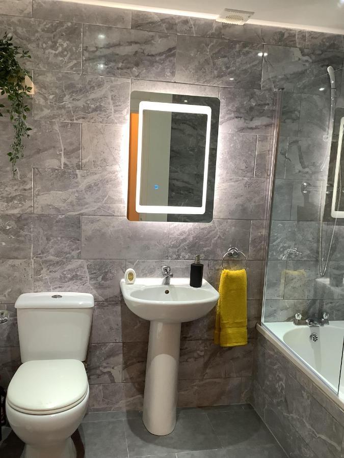 Ground Floor Apartment With Garden Glasgow Luaran gambar