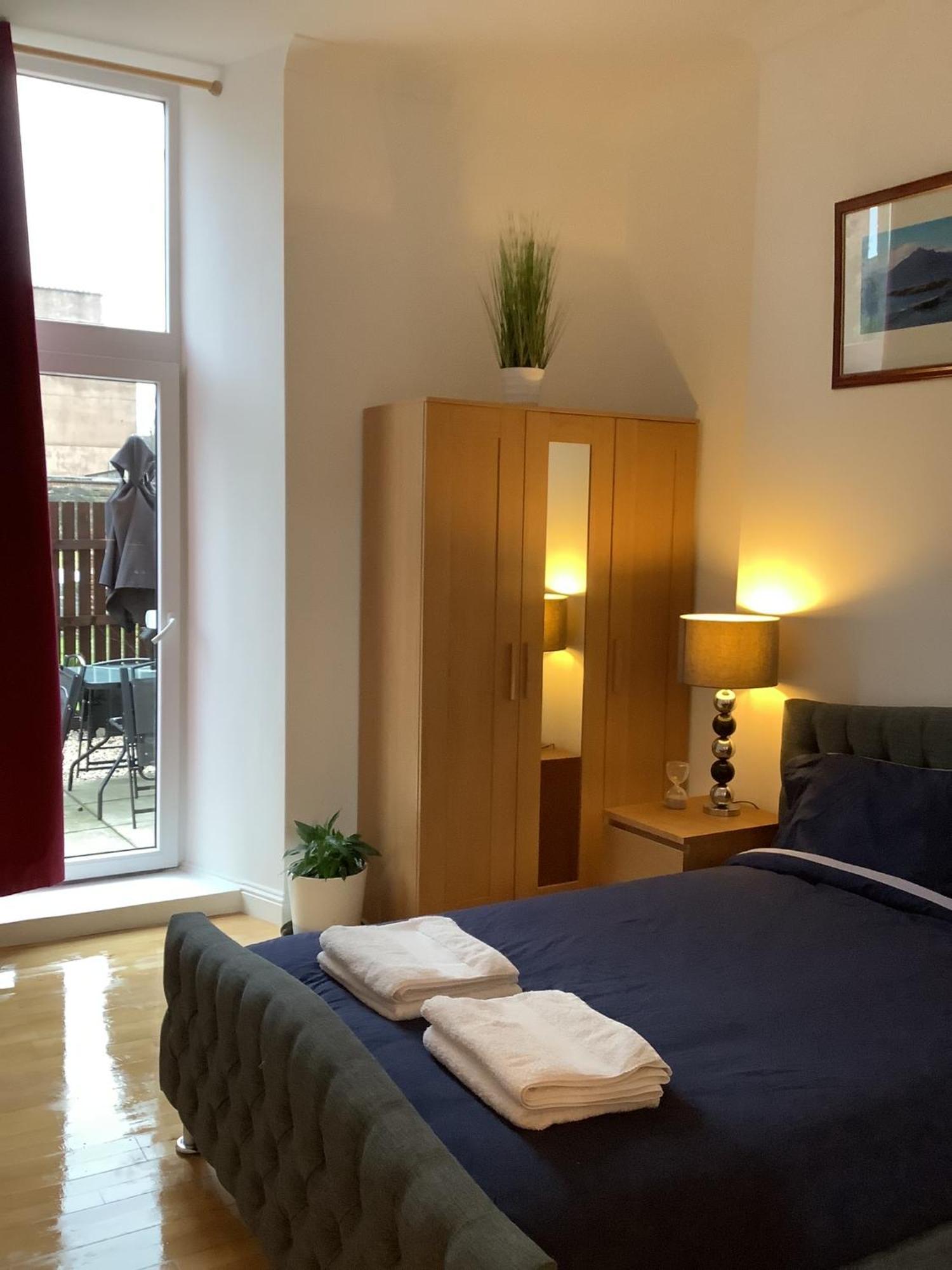 Ground Floor Apartment With Garden Glasgow Luaran gambar