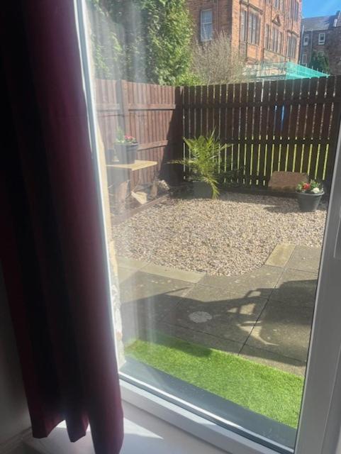 Ground Floor Apartment With Garden Glasgow Luaran gambar